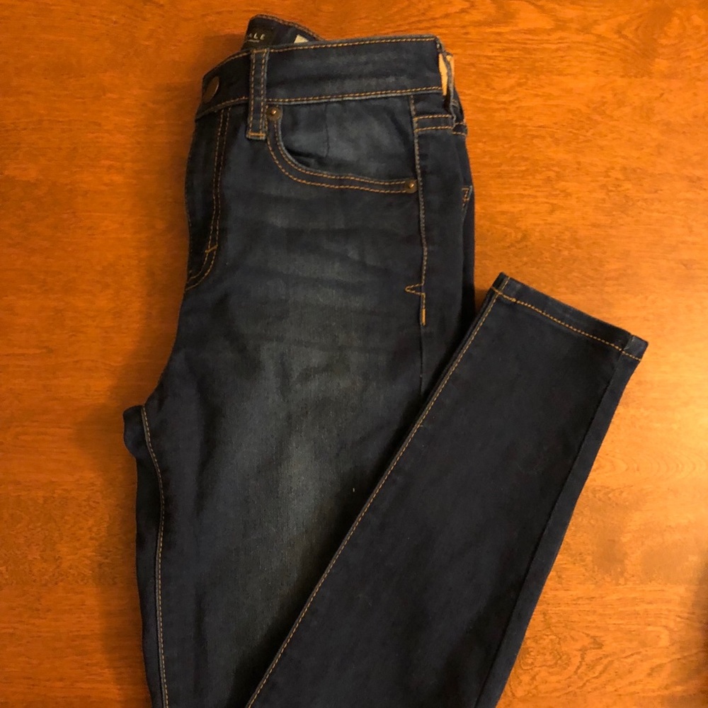 Aero High Waisted Skinny Jegging